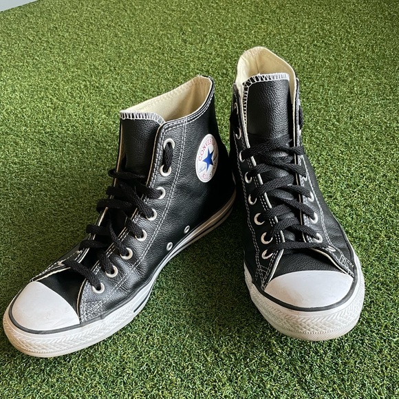 Leather Converse Chuck Taylor - Picture 2 of 3